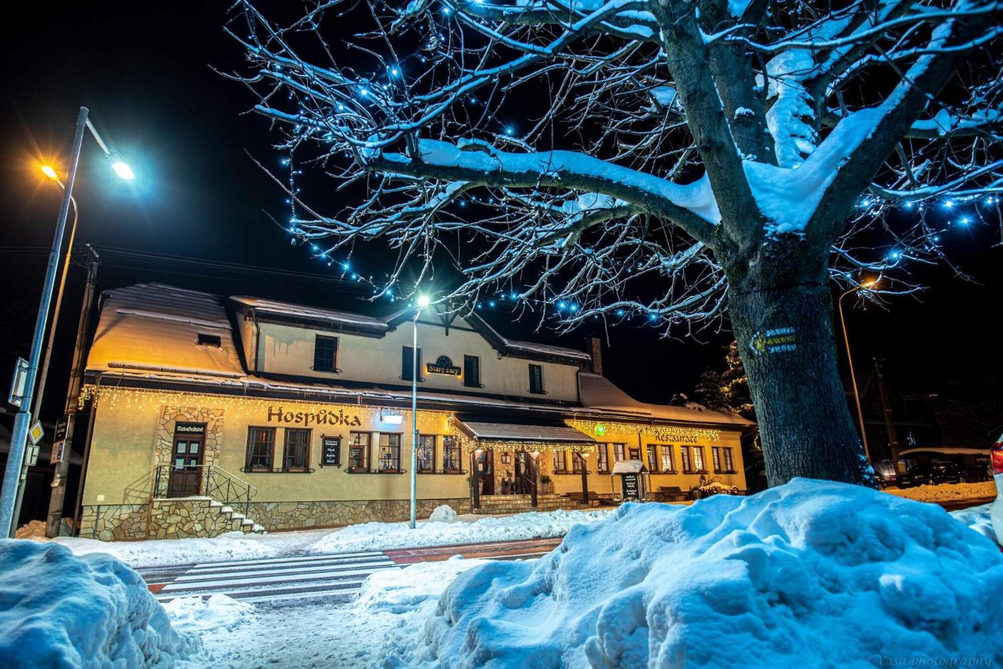 Penzion A Restaurace Stare Casy Hotel Horni Becva Exterior photo